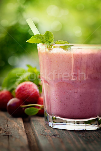 Eper gyümölcs ital egészséges bioélelmiszer smoothie Stock fotó © mythja