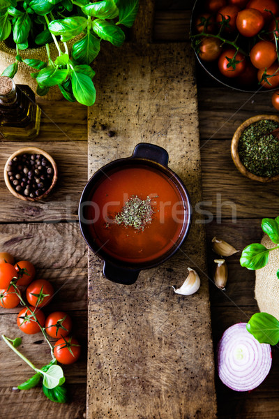 Tomatensoep olijfolie basilicum vegetarisch eten voedsel leven Stockfoto © mythja