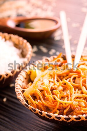 Kínai étel tojás tészta tyúk zöldségek párolt Stock fotó © mythja