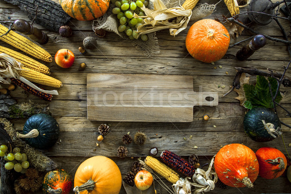 Acción de gracias cena otono mesa frutas placa Foto stock © mythja