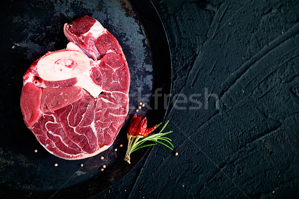 Brut viande beefsteak noir herbes alimentaire [[stock_photo]] © mythja