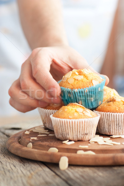 Muffins Küchenchef Mandel Kirsche Stock foto © mythja