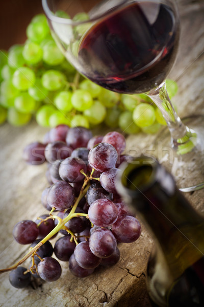 Bor étel ital vörösbor friss szőlő Stock fotó © mythja