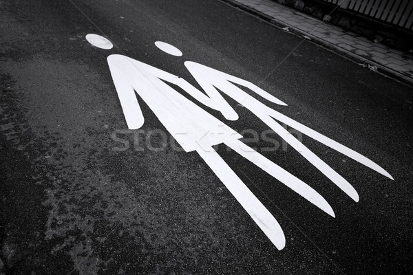 пешеход знак матери ребенка окрашенный улице Сток-фото © nailiaschwarz