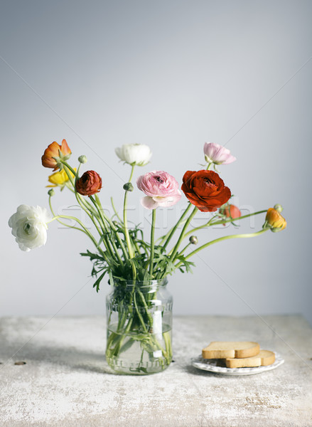 Virágok stúdió csendélet gyönyörű étel szeretet Stock fotó © nailiaschwarz