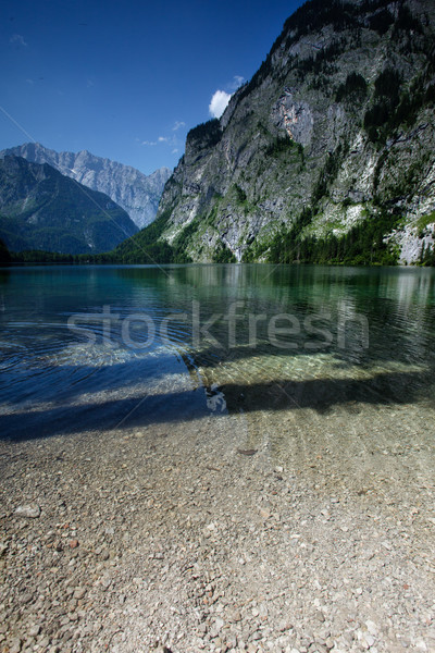 Lago cielo sol montana azul Foto stock © nailiaschwarz