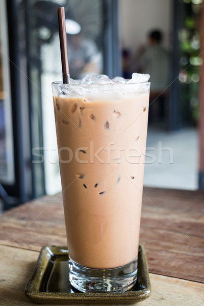 Glas koffie mokka ijs tabel winkel Stockfoto © nalinratphi