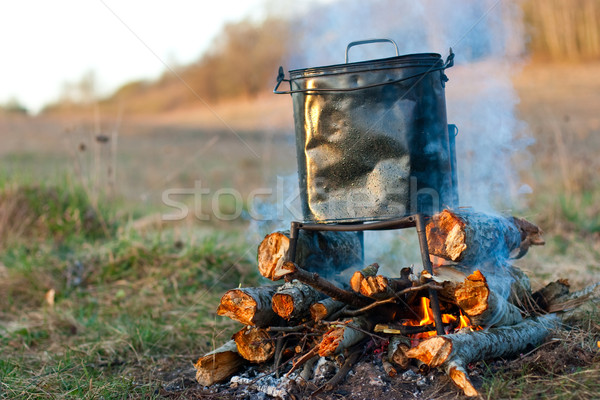 Ketel kampvuur camping brandend ochtend licht Stockfoto © naumoid