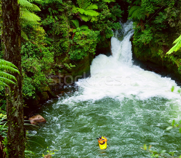 Vadvízi kajakozás kajak vízesés folyó Új-Zéland Stock fotó © naumoid