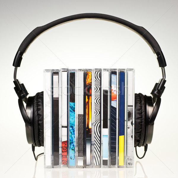 Casque cds éducation groupe [[stock_photo]] © naumoid