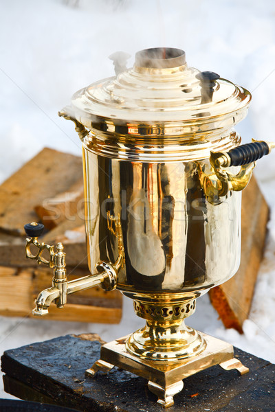 Vintage fumador dourado tradicional russo água Foto stock © naumoid