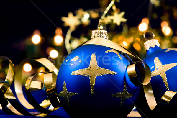 Christmas decoratie Blauw wazig lichten selectieve aandacht Stockfoto © naumoid