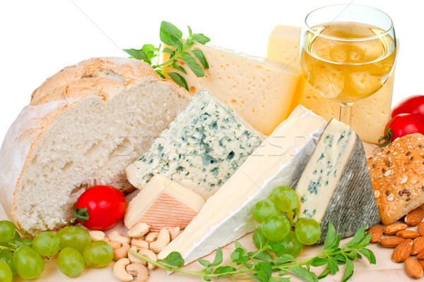 Fromages bois plaque verre pain [[stock_photo]] © naumoid