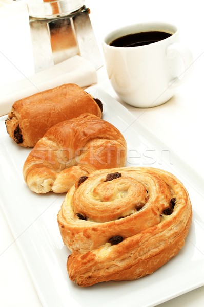 [[stock_photo]]: Mixte · croissants · douleur · casse-croûte · européenne