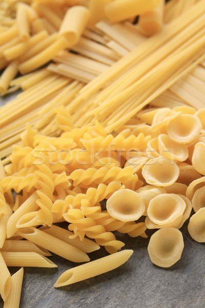 Pasta grano spaghetti sani conchiglie varietà Foto d'archivio © neillangan