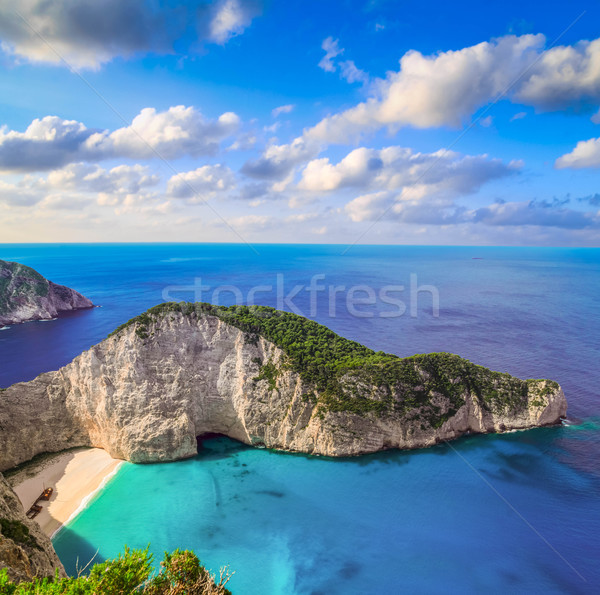 Gyönyörű sziget tengerpart híres nyár tájkép Stock fotó © neirfy
