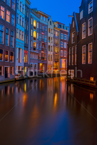 [[stock_photo]]: Maisons · Pays-Bas · canal · réflexions · nuit