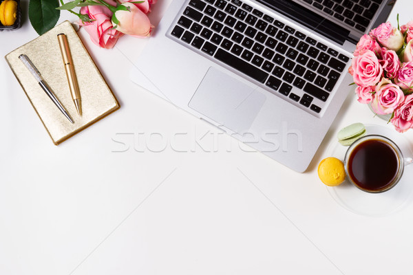 Vrouwelijk werkruimte top grens toetsenbord Stockfoto © neirfy