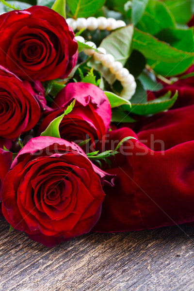 Trandafiri Rosii Catifea Trandafir Rosu Flori Perle