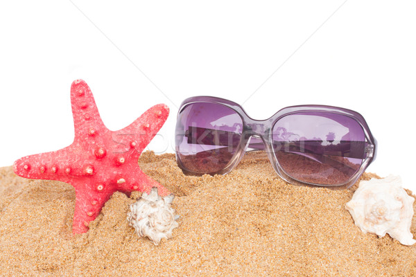 Starfish occhiali da sole sabbia rosso isolato bianco Foto d'archivio © neirfy