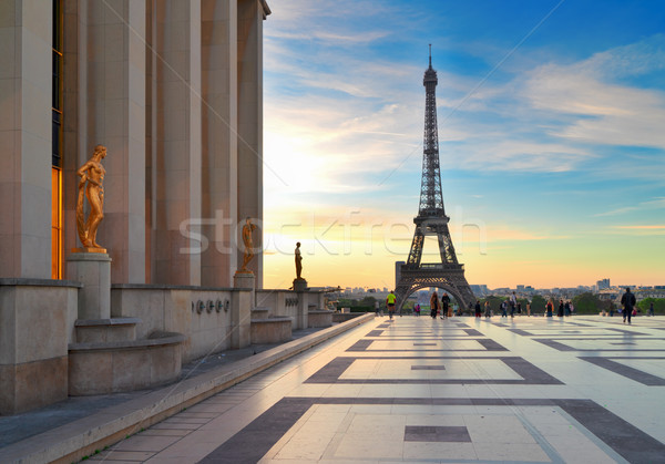 Eiffel tour Parijs Eiffeltoren tuinen vierkante Stockfoto © neirfy