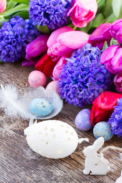 Húsvéti tojások madárkalitka nyulak fa asztal húsvét tavasz Stock fotó © neirfy