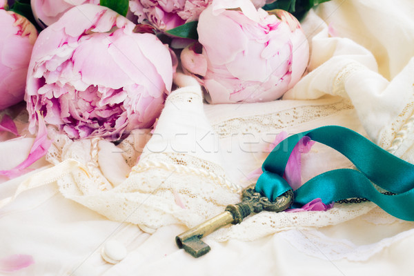 Schlüssel Blumen Jahrgang Spitze Kleidungsstück Hochzeit Stock foto © neirfy