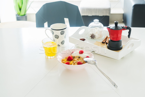 Ontbijt sinaasappelsap koffie tafel kamer Stockfoto © neirfy