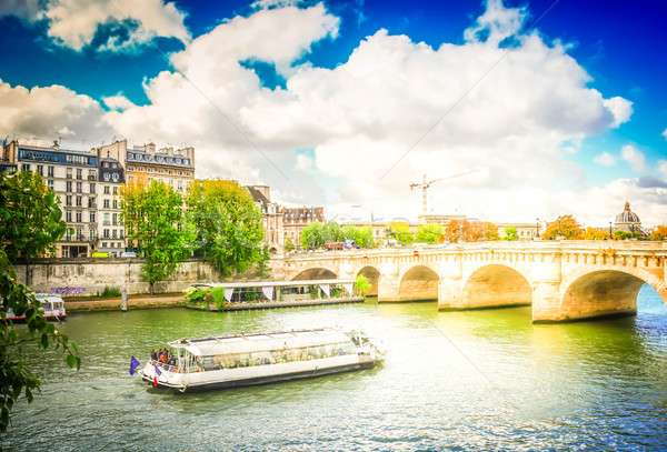 Stok fotoğraf: Paris · Fransa · nehir · mavi · gökyüzü · bulutlar