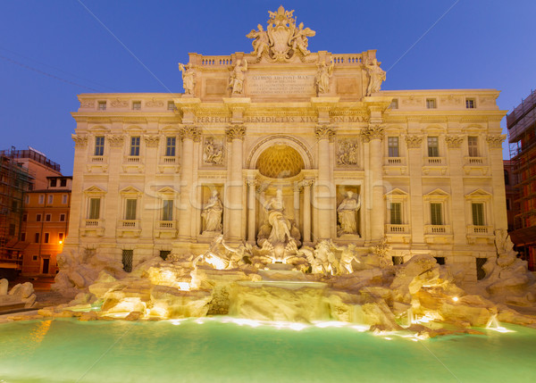 Szökőkút Róma Olaszország híres égbolt víz Stock fotó © neirfy