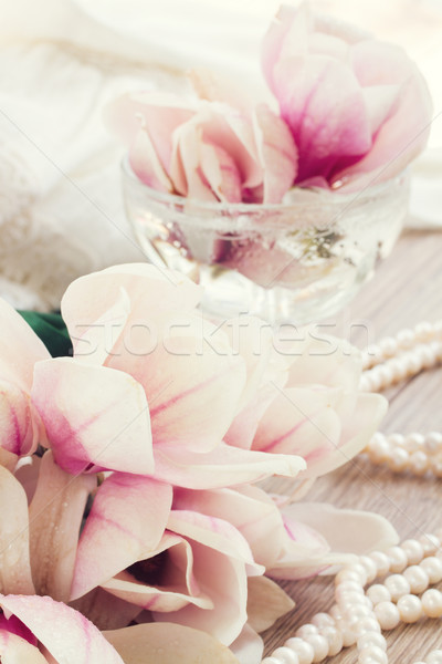 Magnólia flores pérolas casamento decorações fresco Foto stock © neirfy