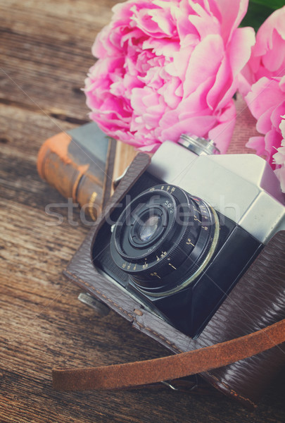 retro photo camera Stock photo © neirfy