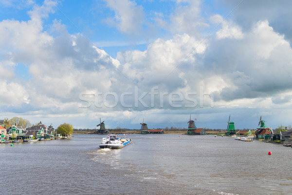 Holland szél hagyományos folyó tavasz nap Stock fotó © neirfy