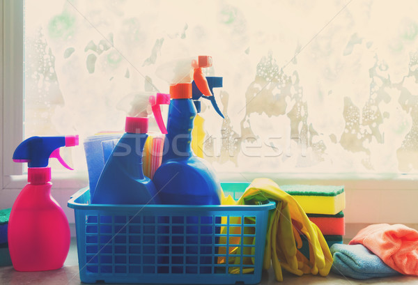 Nettoyage de printemps contenant gants rétro bureau Photo stock © neirfy