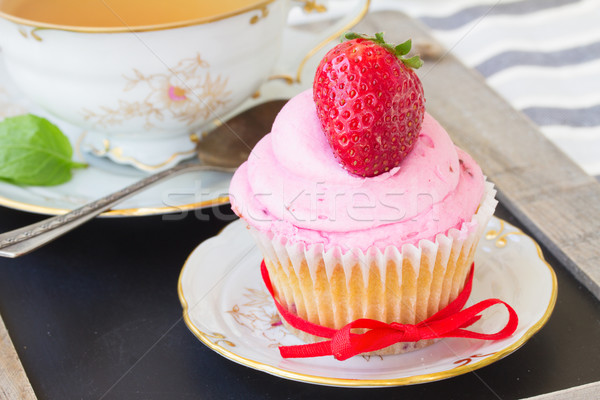   cupcake with strawberry Stock photo © neirfy