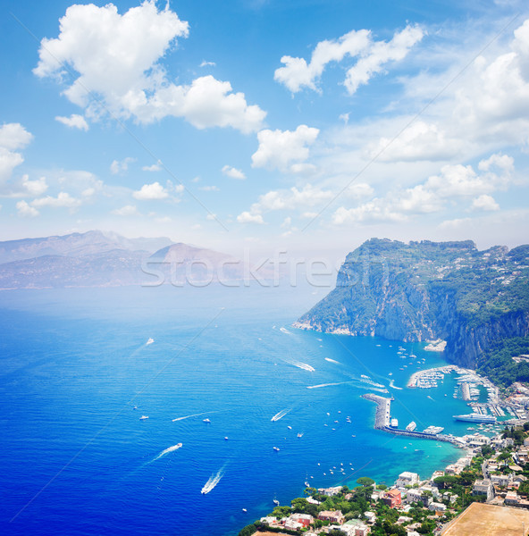 Eiland Italië jachthaven bewolkt hemel landschap Stockfoto © neirfy
