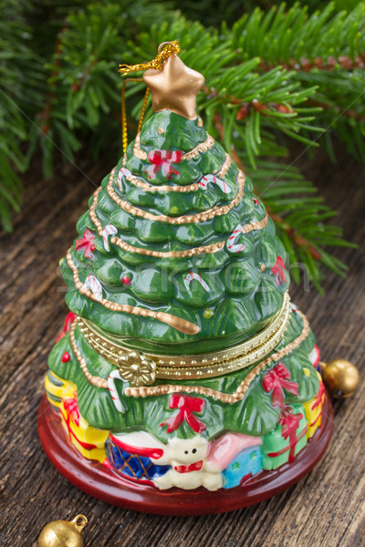 [[stock_photo]]: Noël · evergreen · arbre · décoration · table · en · bois · verre