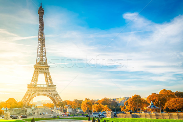 Eiffel tour Parijs Eiffeltoren blauwe hemel Stockfoto © neirfy