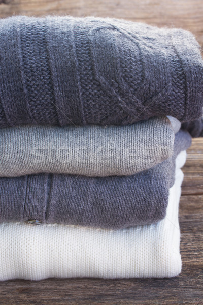 Stockfoto: Wollen · kleding · gevouwen · grijs · witte