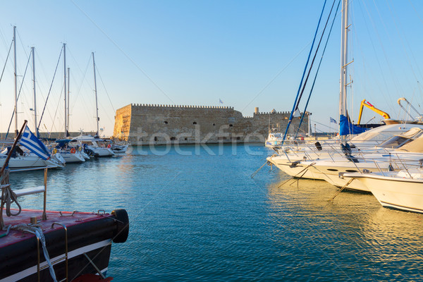 Hafen Griechenland Festung Boote Himmel Stock foto © neirfy