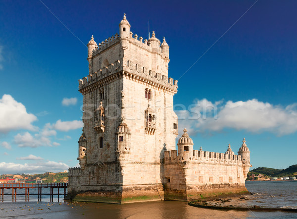 Lissabon Portugal Ansicht Wahrzeichen Himmel Stock foto © neirfy