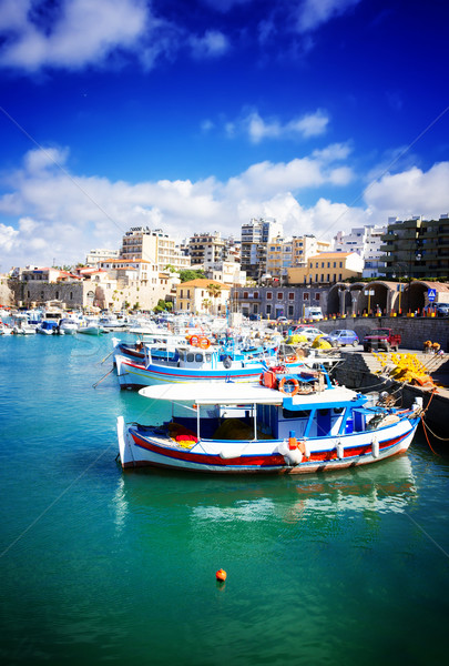Vechi port Grecia orasul vechi colorat bărci Imagine de stoc © neirfy