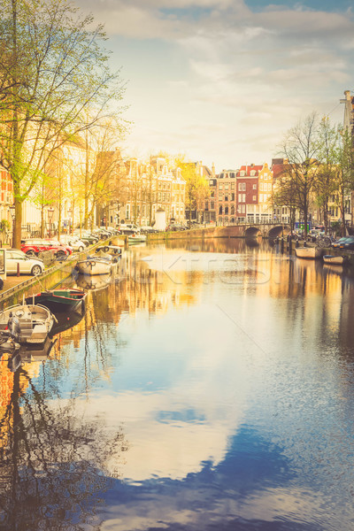 Casas Países Bajos holandés ciudad paisaje canal Foto stock © neirfy