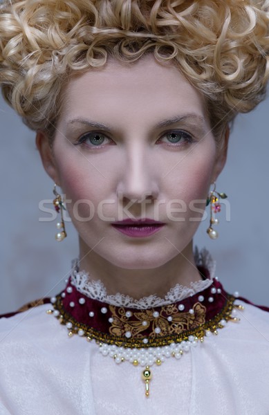 Stockfoto: Portret · mooie · koningin · macht · kleding · stijl