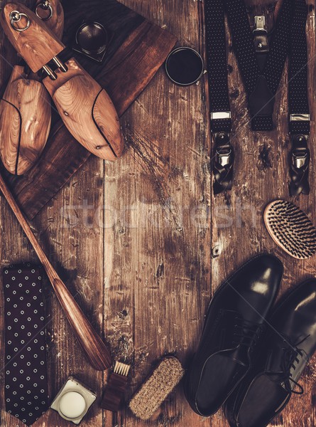 Chaussures soins table en bois homme mode [[stock_photo]] © Nejron