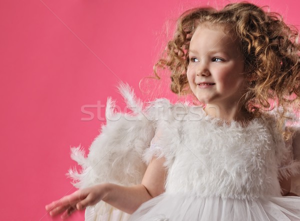 Stockfoto: Mooie · weinig · engel · meisje · geïsoleerd · roze