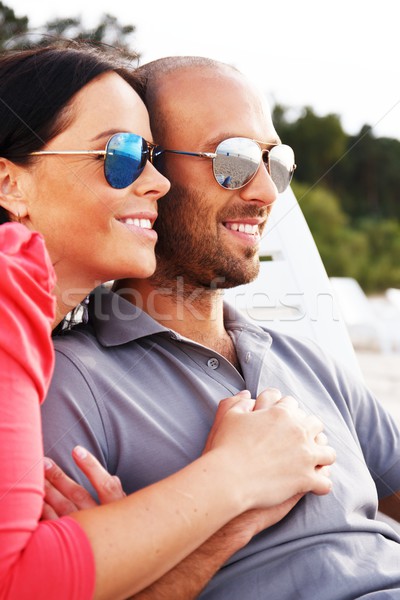 Foto stock: Feliz · sorridente · casal · praia · mulher