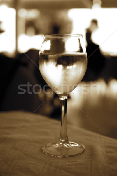 [[stock_photo]]: Verre · vin · blanc · table · sépia · eau · bar