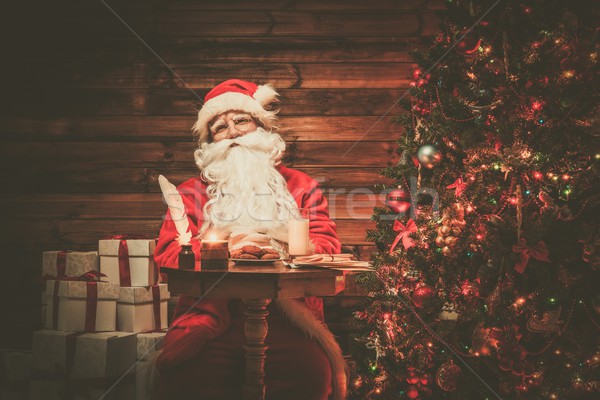 Stok fotoğraf: Noel · baba · ahşap · ev · iç · oturma · arkasında