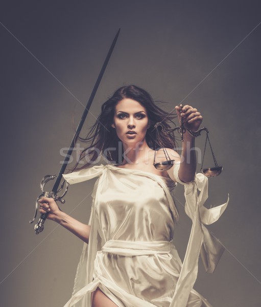 Godin justitie schalen zwaard standbeeld schaal Stockfoto © Nejron